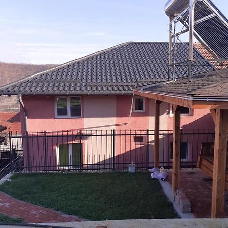 Apartament Casa Emilia Orszowa Zewnętrze zdjęcie