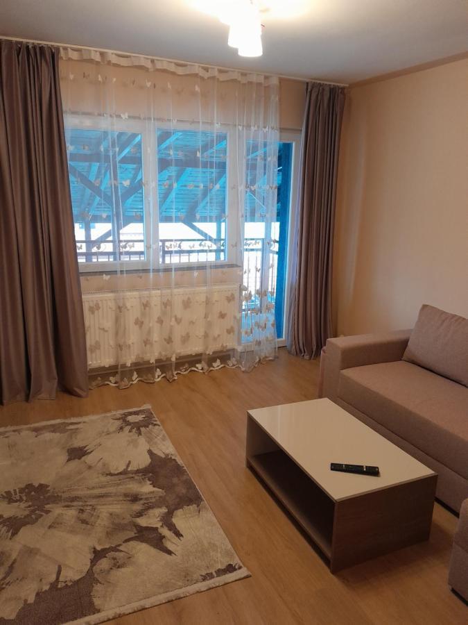 Apartament Casa Emilia Orszowa Zewnętrze zdjęcie