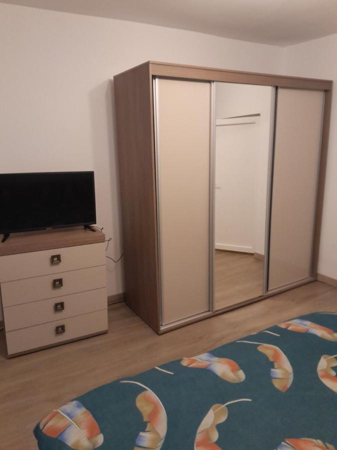Apartament Casa Emilia Orszowa Zewnętrze zdjęcie
